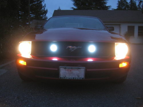 10,000K Blue LED Driving Light Fog Lamp Kit for Ford Mustang Grill ( all years )