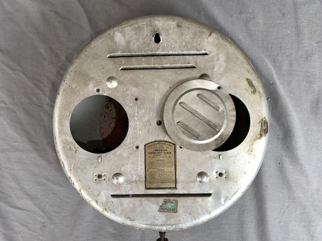 1940’s Willard Batteries ADVERTISING clock 13″ – Canadian Neon-Ray Clock Co.