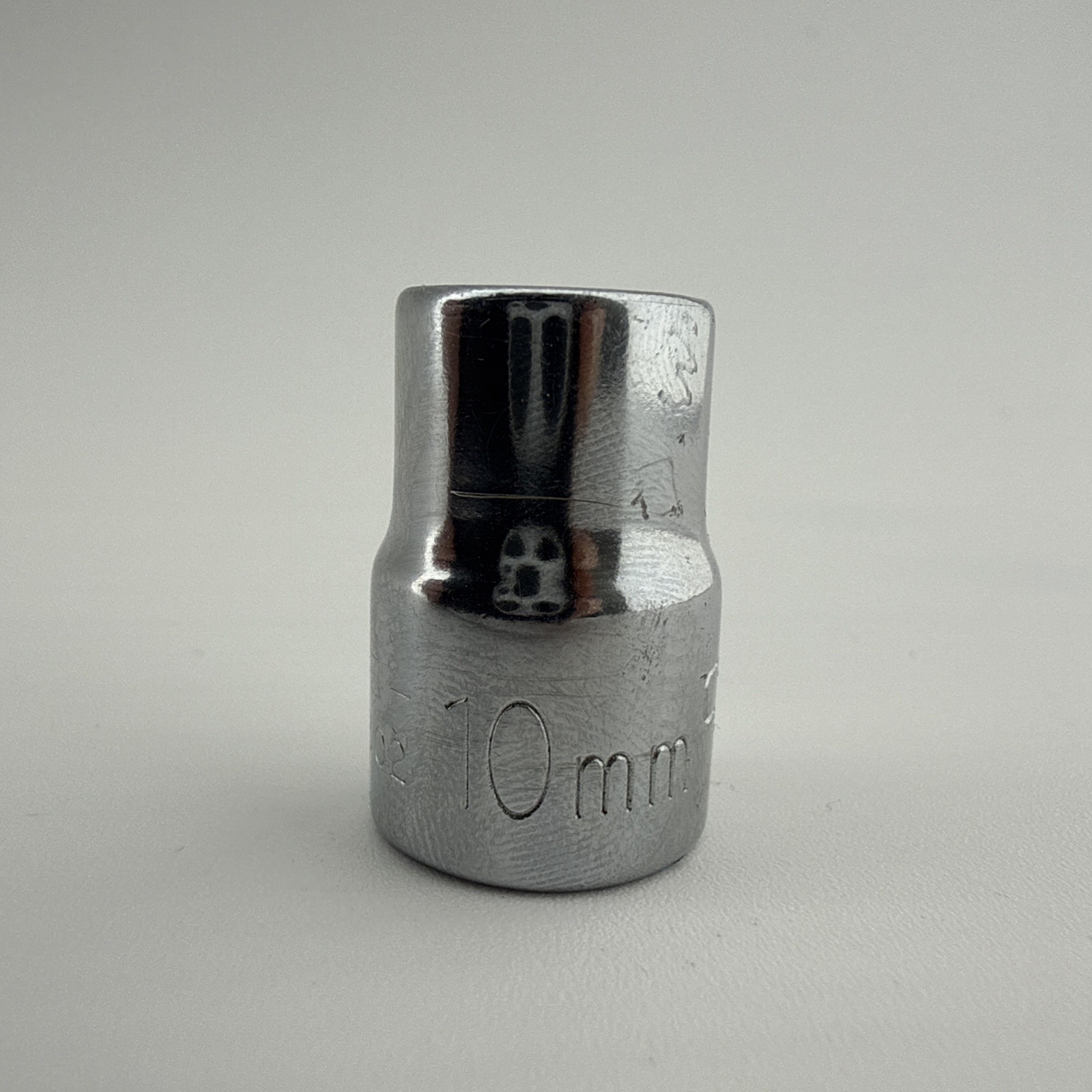 Craftsman USA 10mm Socket 12 Point 3/8 Drive EE 44302
