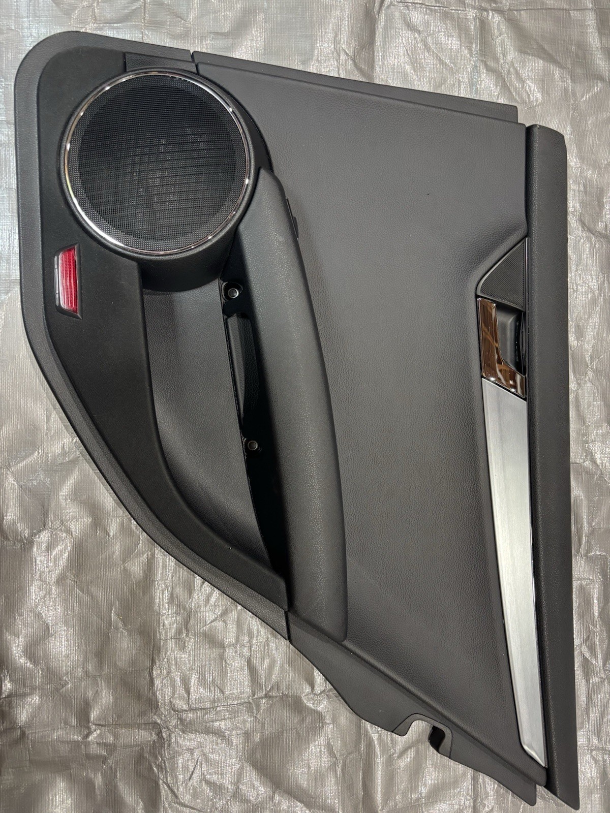 Front right interior trim cover black panel mercades c300 08-11