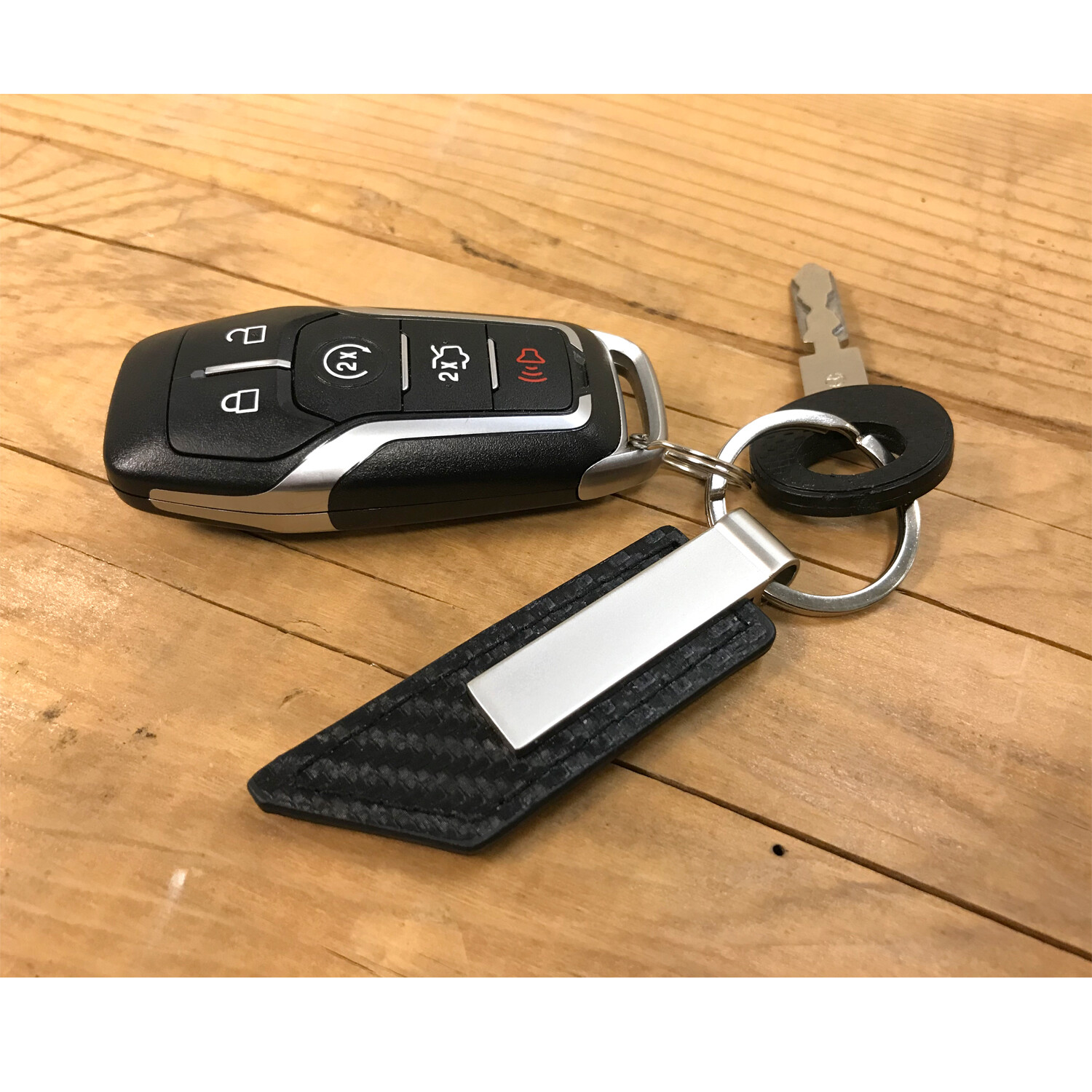 Dodge Durango Carbon Fiber Texture Black Leather Strap Key Chain Key-Ring