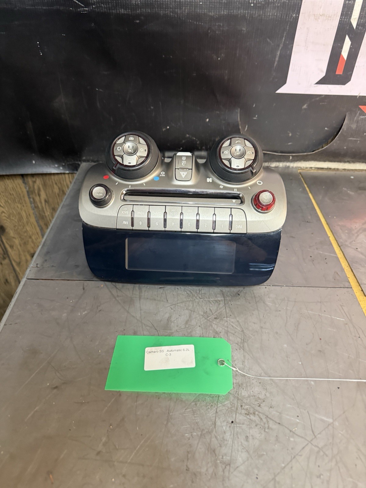 12 CHEVY CAMARO RADIO AUDIO CONTROL PANEL HEATED SEATS OPTION 20990312