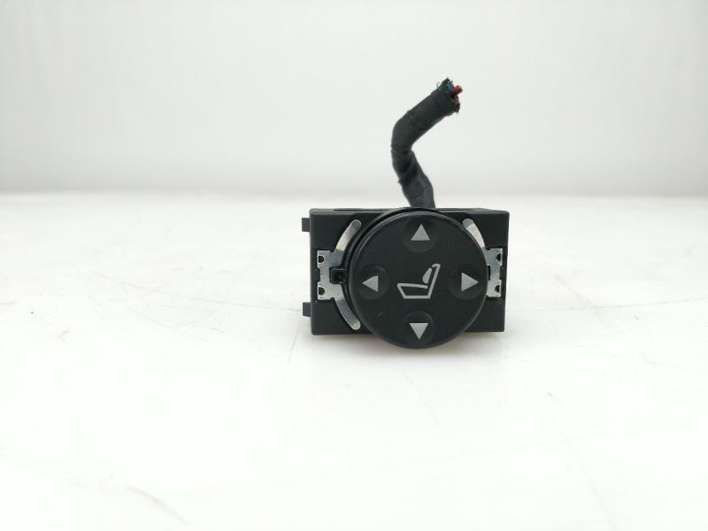 2009 BMW 335i 335xi 328xi 328i E92 E90 Left Lumbar Support Switch 61318352291