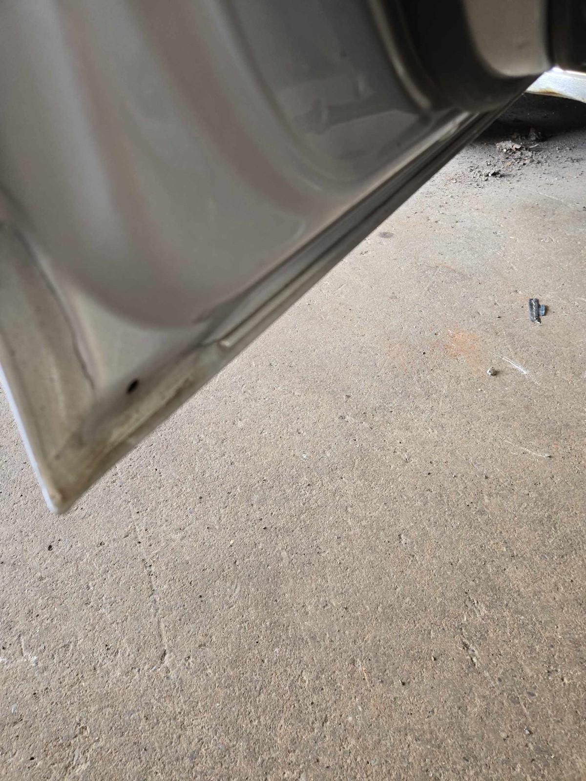 Used Front Left Door Assembly Front fits: 2016 Chevrolet Malibu VIN Z 4th digit
