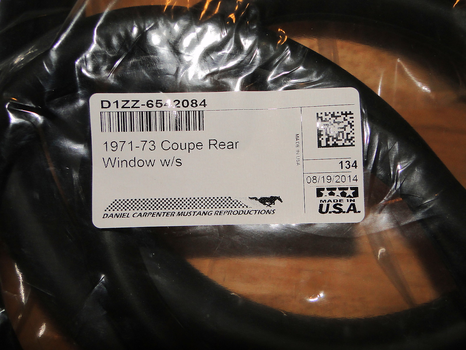71 72 73 Cougar Rear Window Back Glass Weather-strip Gasket molded as original