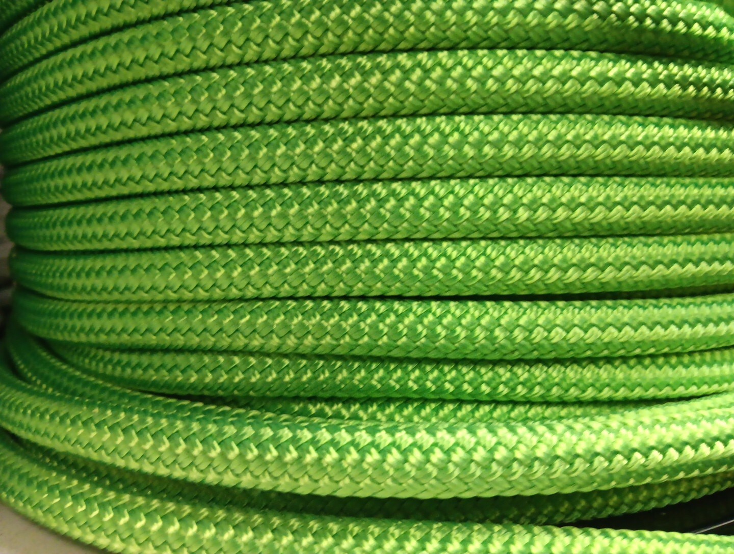 3/8 ” x 200 ft. Double Braid-Yacht Braid Polyester Rope Hank. Electric Lime