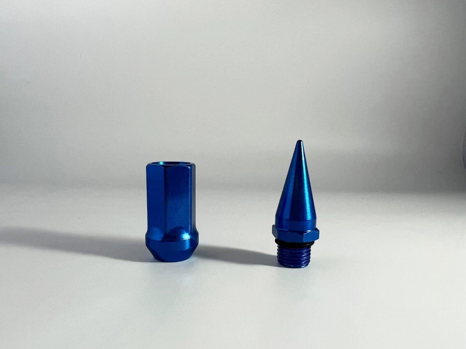 20PC BLUE 3.18” 2PC SPIKE LUG NUT 14X1.5 FOR 2008&UP DODGE CHARGER CHALLENGER