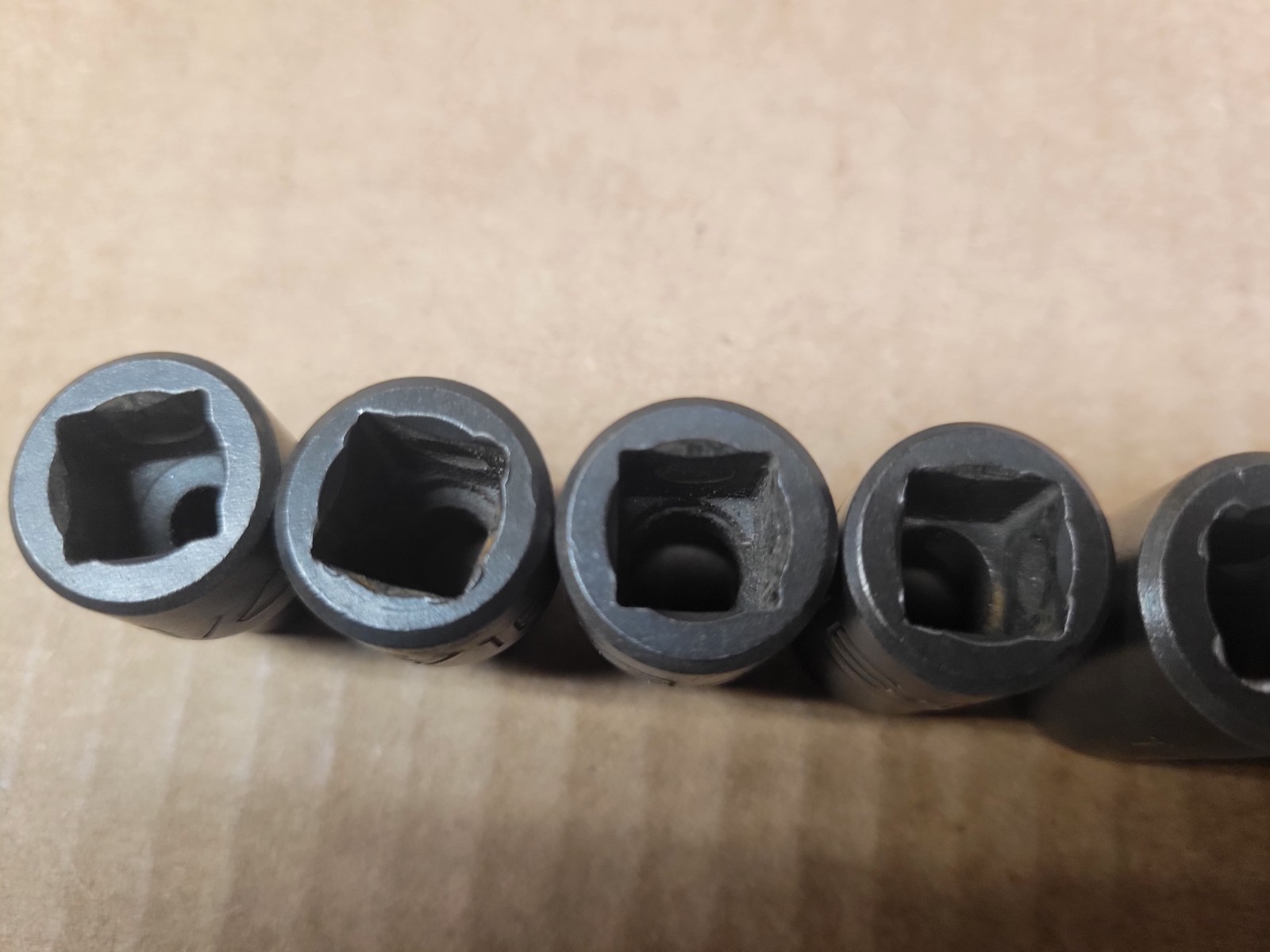 First Generation Kobalt 3/8″ Drive SAE 9-PC SAE 6-PT Impact Socket Set 1/4-3/4