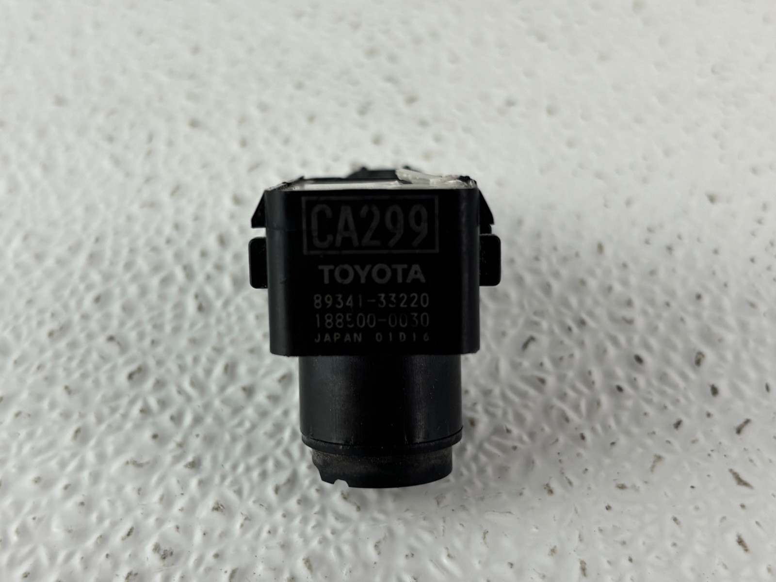 Toyota Lexus Parking Sensor Ultrasonic 89341-33220 070 White Pearl OEM