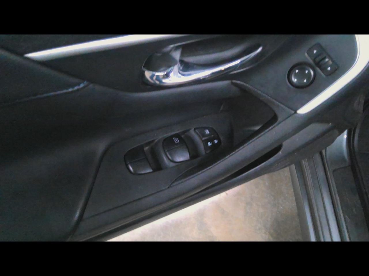(LOCAL PICKUP ONLY) Driver Left Quarter Glass Sedan Fits 13-18 ALTIMA 732580