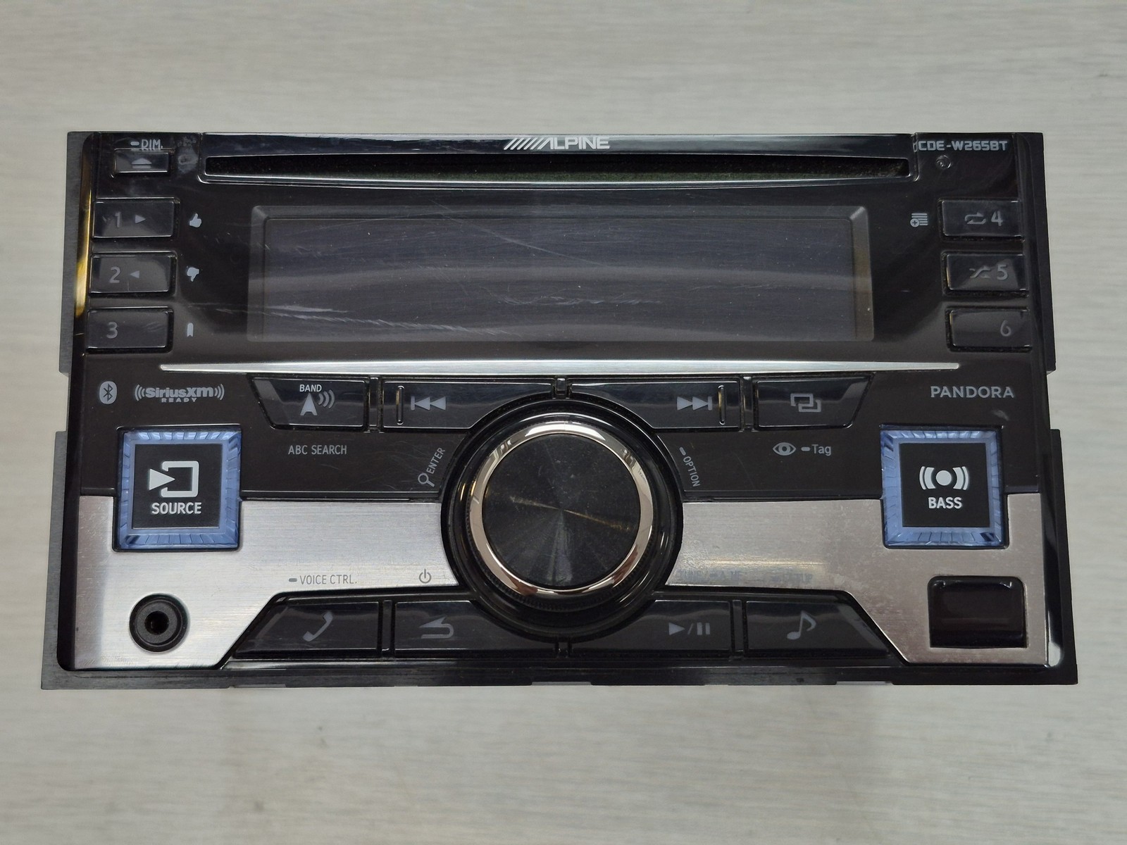 Aftermarket Alpine CD Player Radio CDE-W265BT