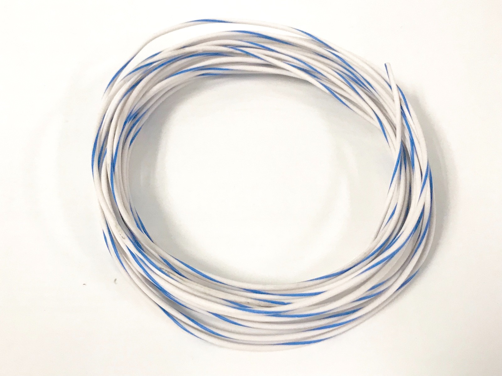 25 FEET AUTOMOTIVE WIRE 18 AWG HIGH TEMP TXL WIRE WHITE WITH BLUE STRIPE