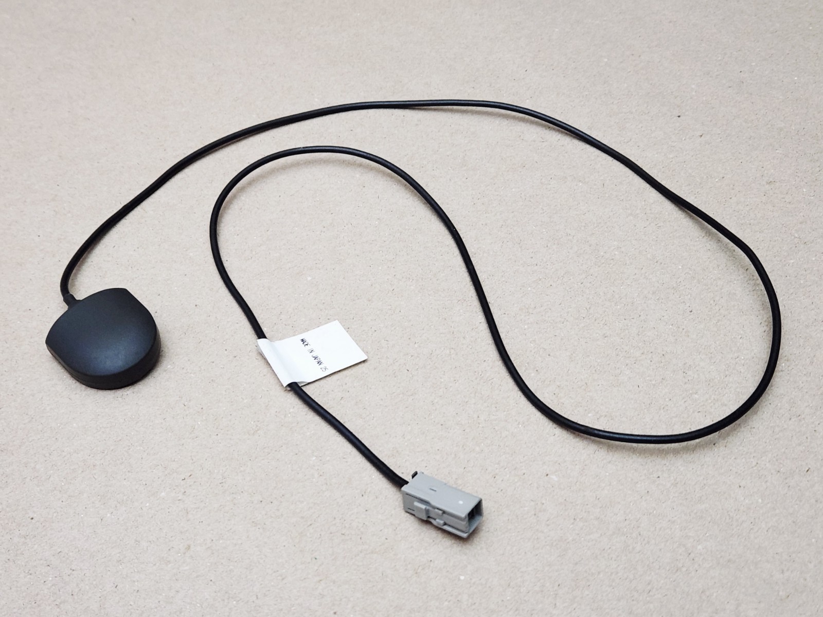 2003-10 Chrysler Dodge Jeep GPS Antenna Global Positioning Navigation Mopar OEM