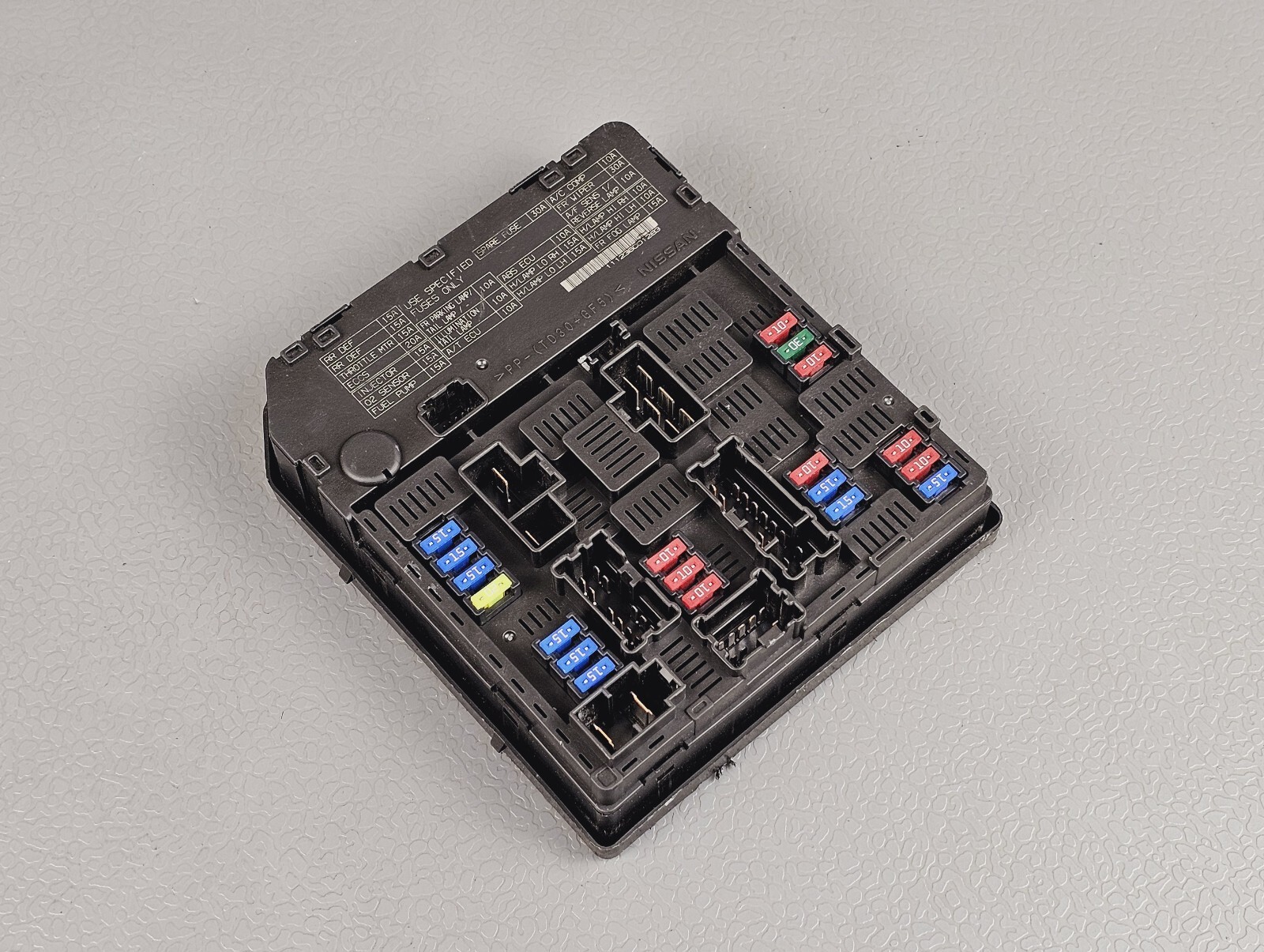 Nissan Rogue Sentra Control Unit IPDM Fuse Relay Box OEM USED 284B6-JG03A