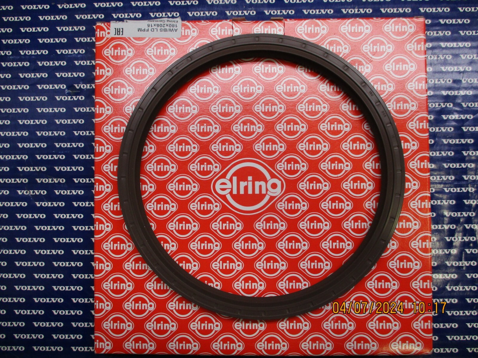 Volvo D13 engine crankshaft rear seal 1543896 Elring brand made in Germany