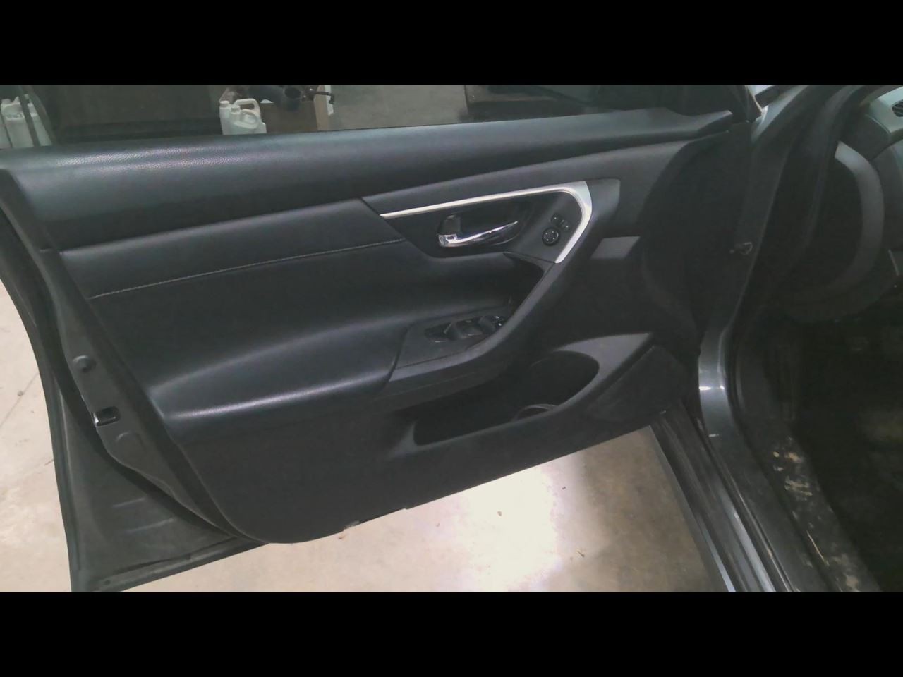 (LOCAL PICKUP ONLY) Driver Left Quarter Glass Sedan Fits 13-18 ALTIMA 732580