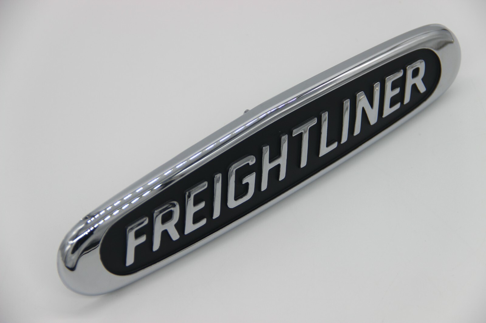for Freightliner Chrome Grill Emblem Logo