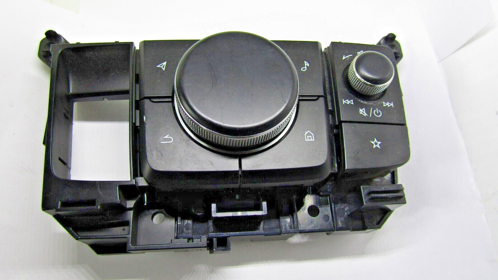 CENTER CONSOLE MEDIA RADIO AUDIO CONTROL SWITCH BDGF66CM0 MAZDA 3 CX-30