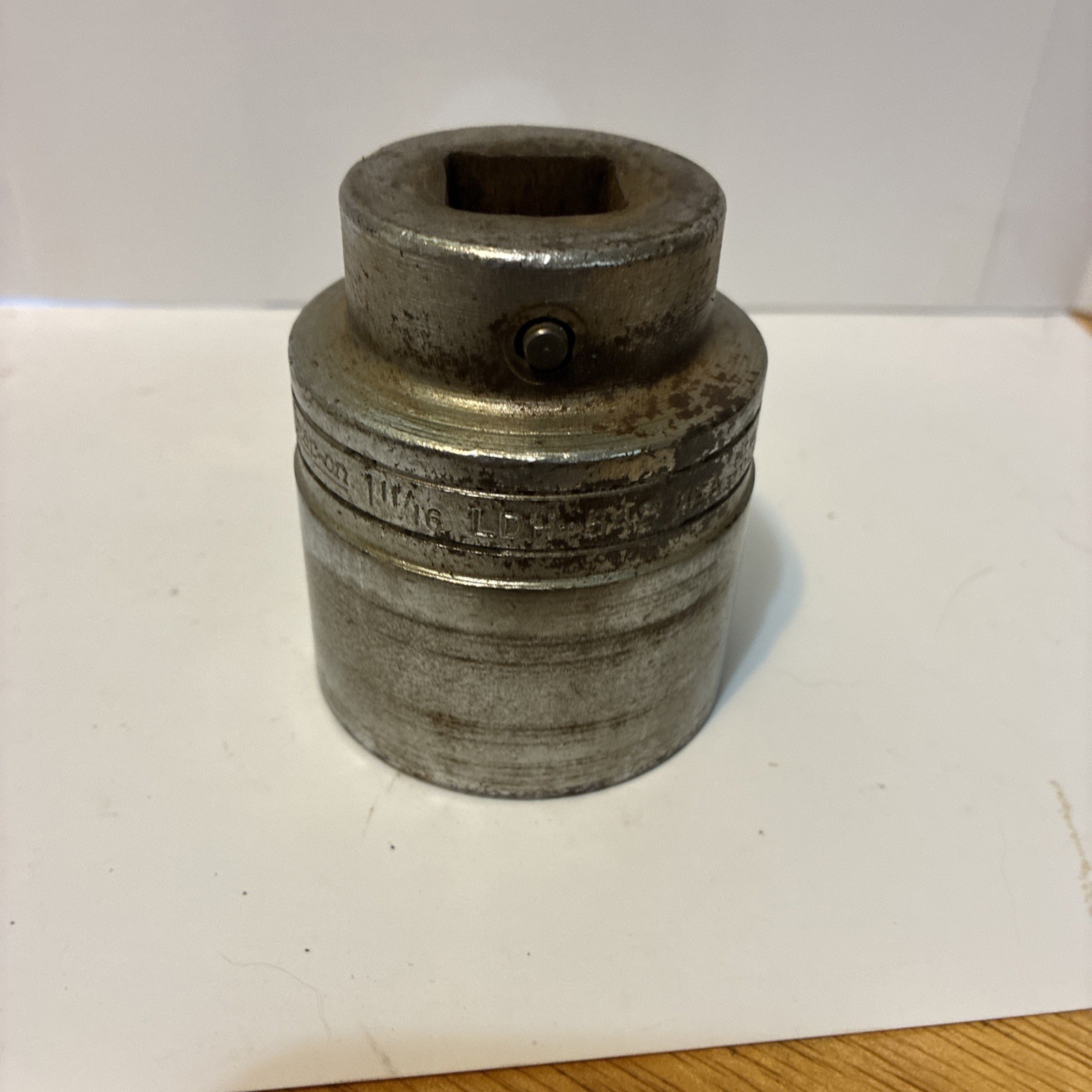 Snap On 3/4 Drive 12 Point Socket 1 11/16 Model LDH542