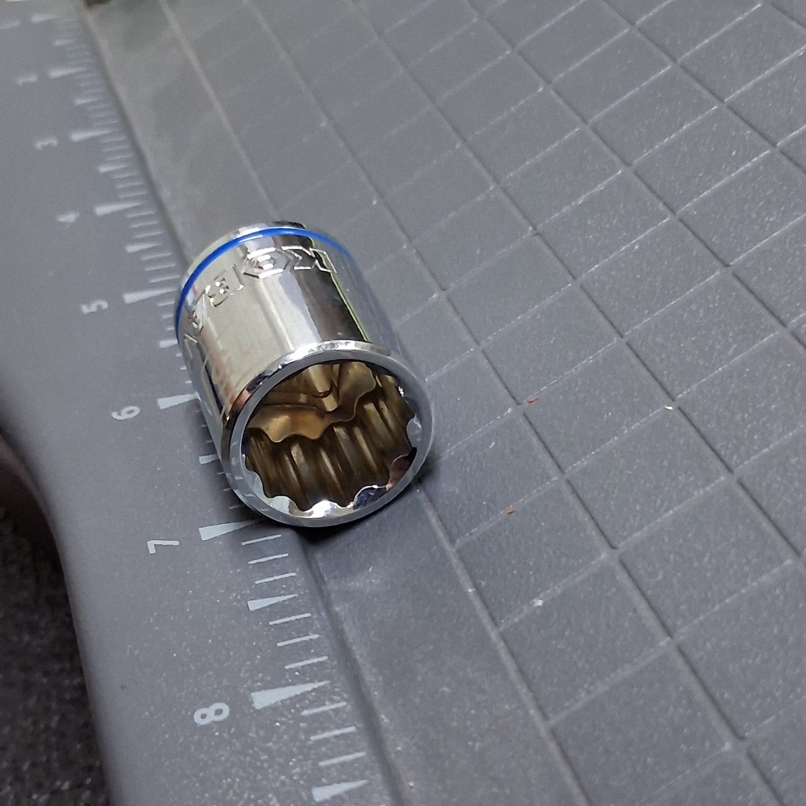 Kobalt 15mm Metric 3/8″ Drive 12-Point Chrome Socket
