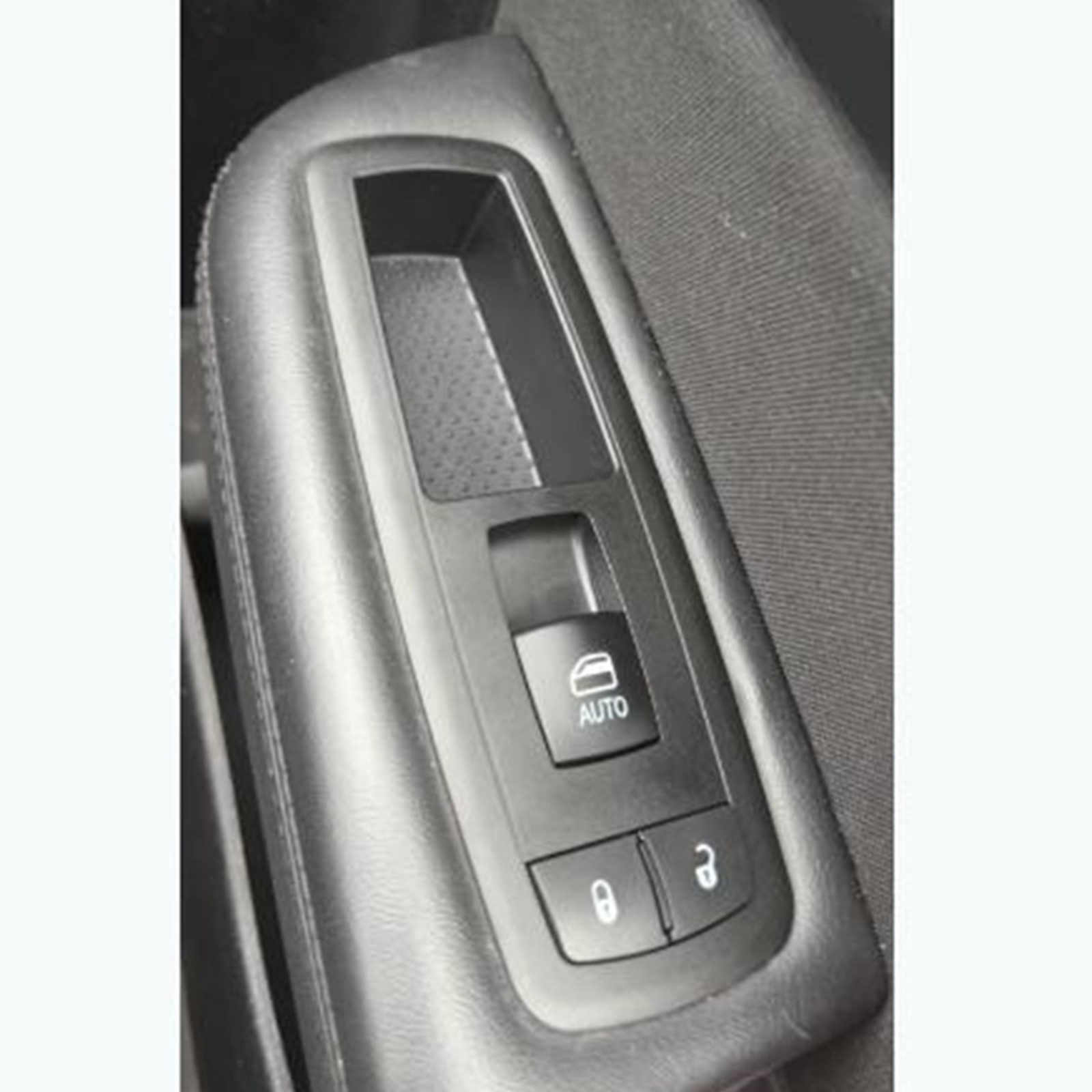 Front Right Power Window Switch for Chrysler Pacifica 2017-2023 Voyager 2020-22