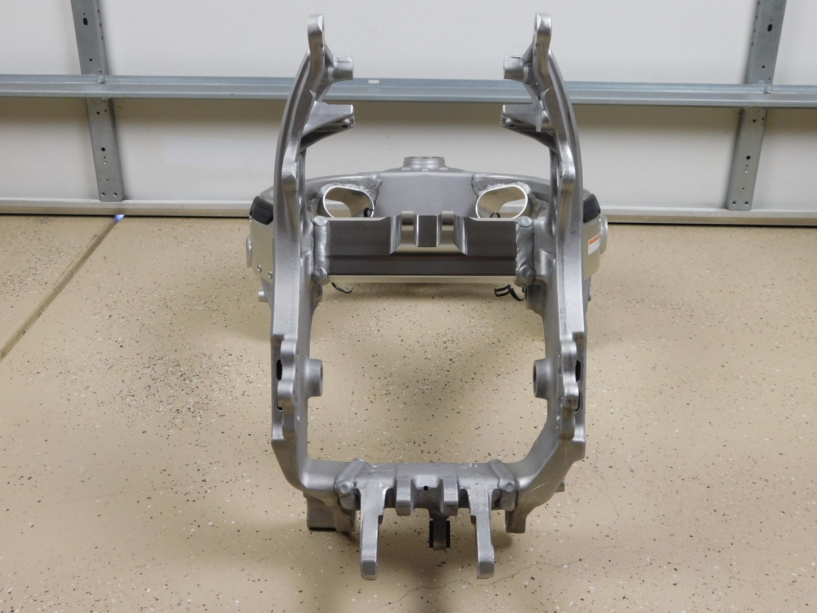 Main Frame ~ STRAIGHT Chassis! GOOD 2 GO! YES EZ Reg 99-07 Hayabusa GSX1300 Busa