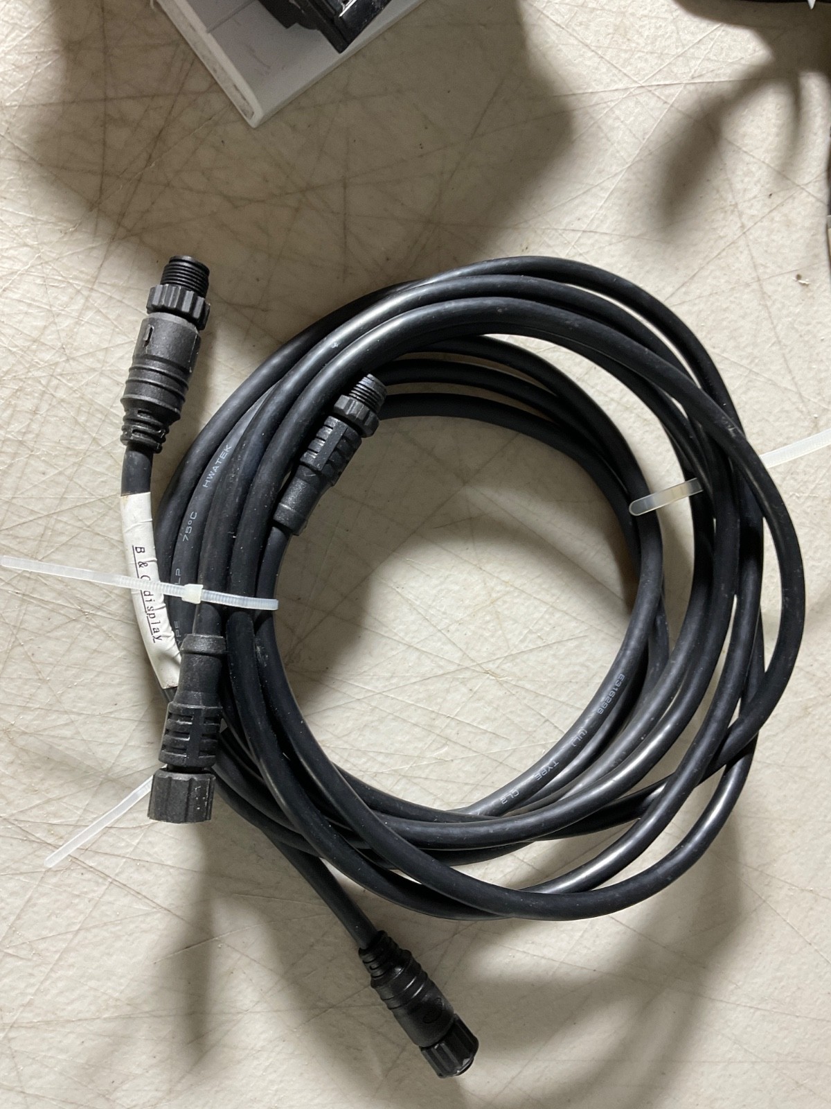 B&G Triton2 wired wind package Display & ZG100 ext GPS antenna
