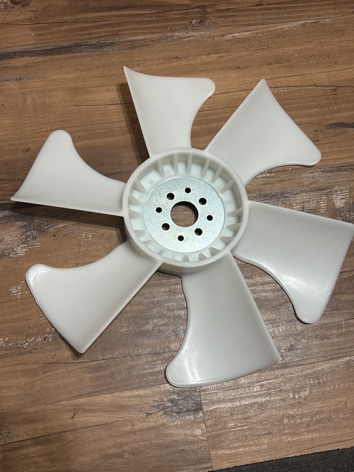 380mm Cooling Fan Blade 8-97022-810-1 for Isuzu 4JB1 3LB1 3LD1 3LD2 4LB1 4LC1