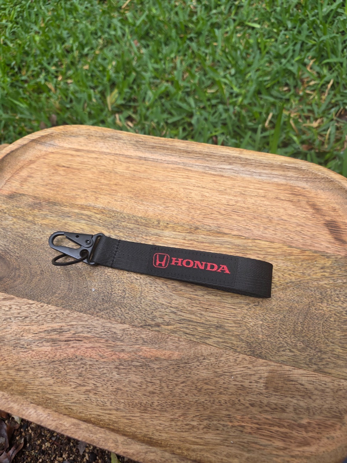 Black honda Metal Key Rain Keychain/Lanyard RED LETTERS NEW