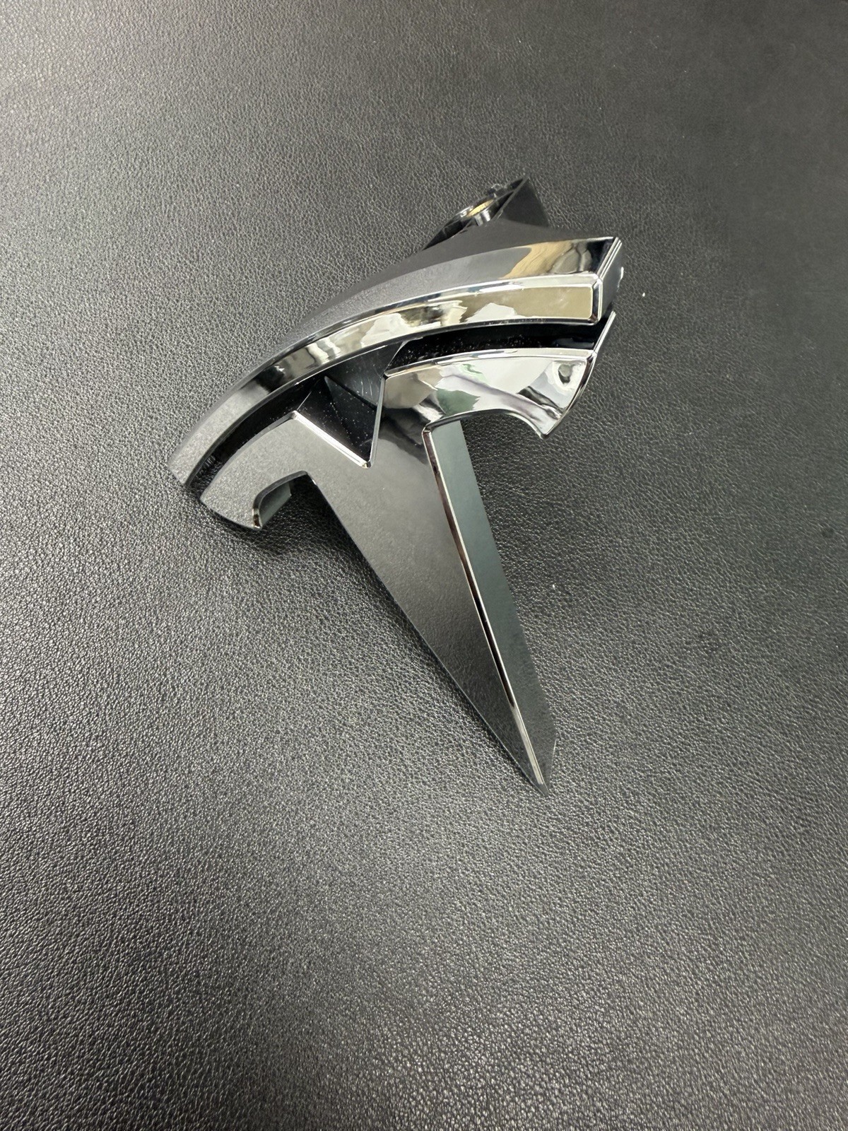2016-2023 Tesla Model X Front T Badge Emblem Logo 1047884-00-E Chrome