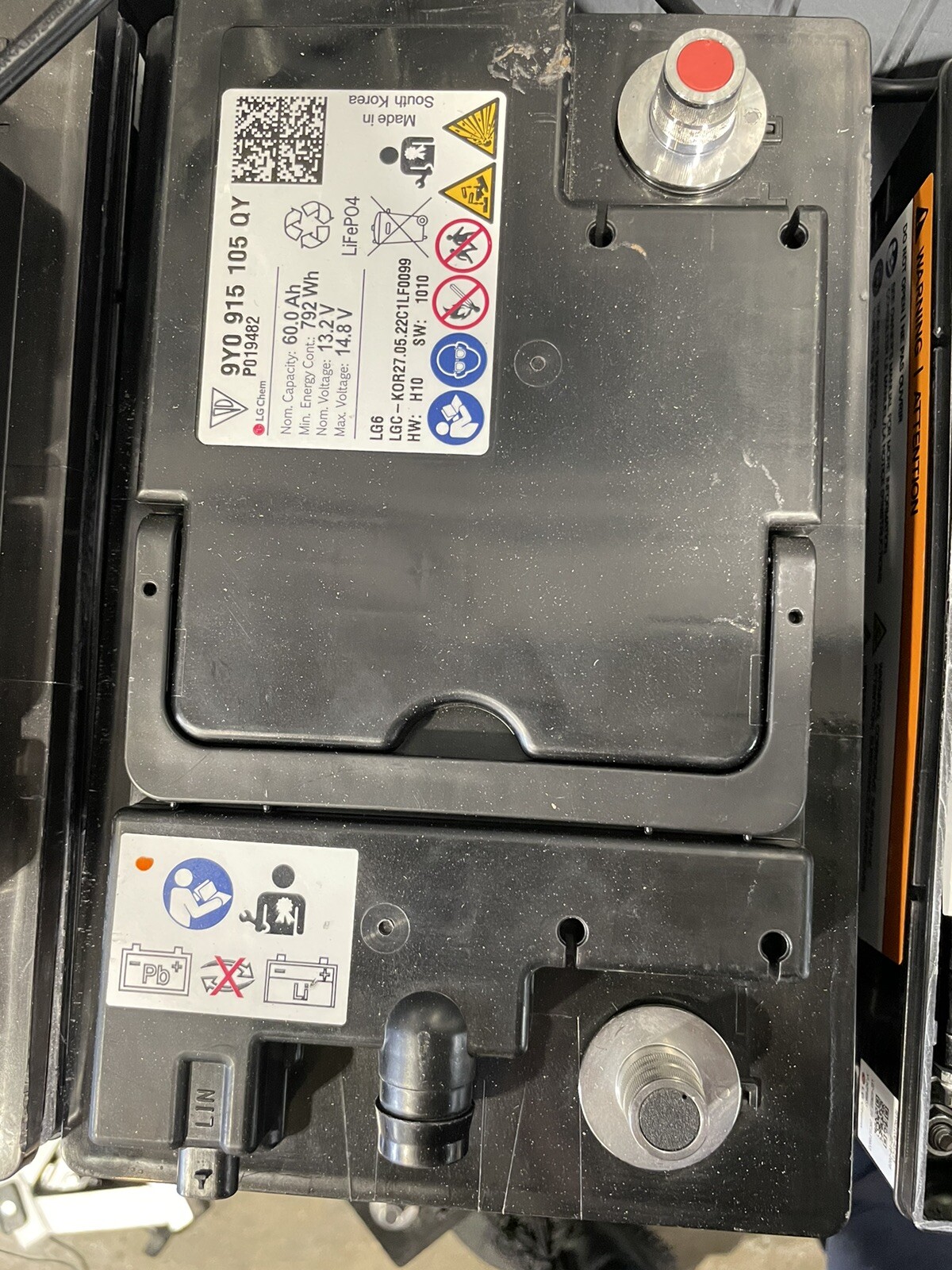 Lamborghini Urus lithium battery 9Y0915105