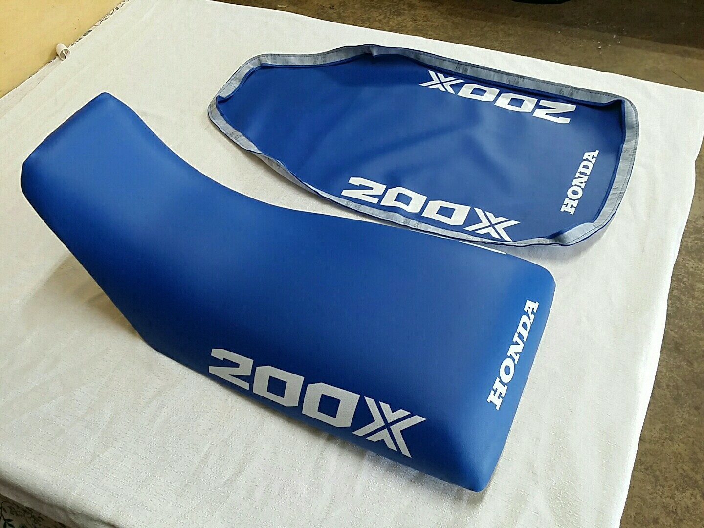 HONDA ATC 200X SEAT COVER 1985 MODEL (H*-11)