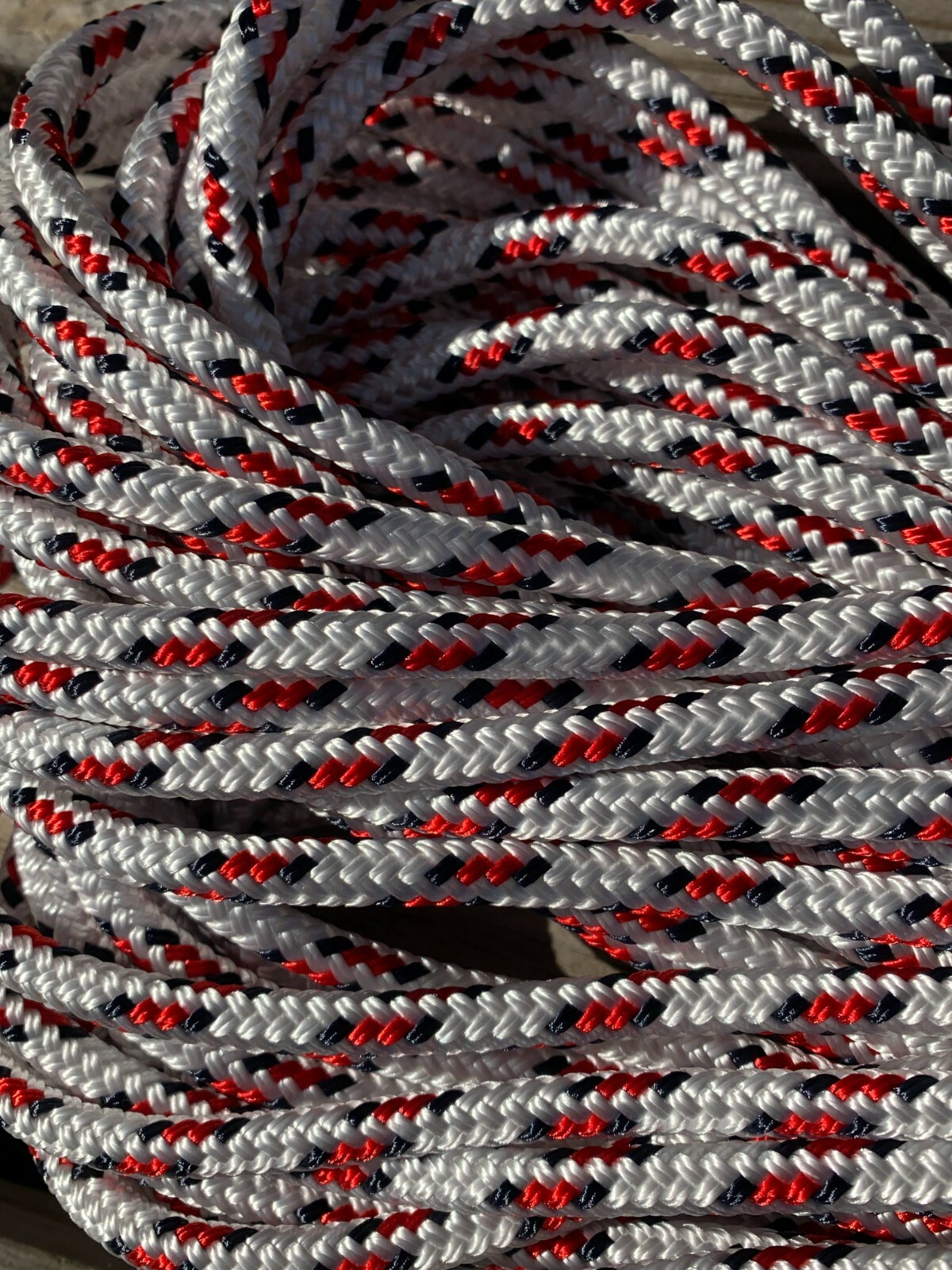 1/4 ” x 200 ft. Double Braid-Yacht Braid Polyester rope. Made in USA.