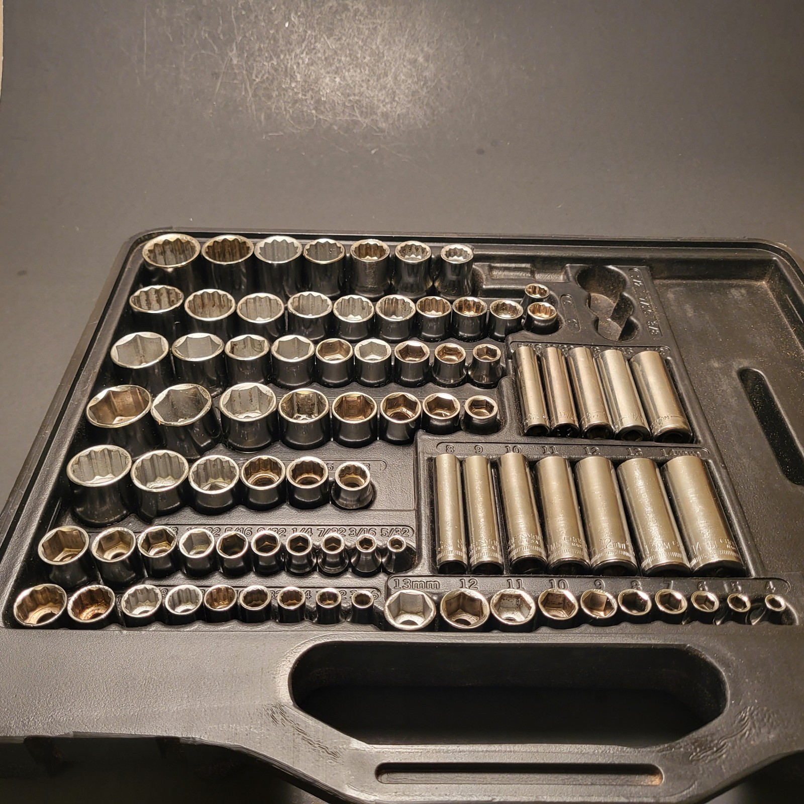 Craftsman made in USA 82 piece socket set metric & sae in tray 1/2” 3/8” 1/4” dr
