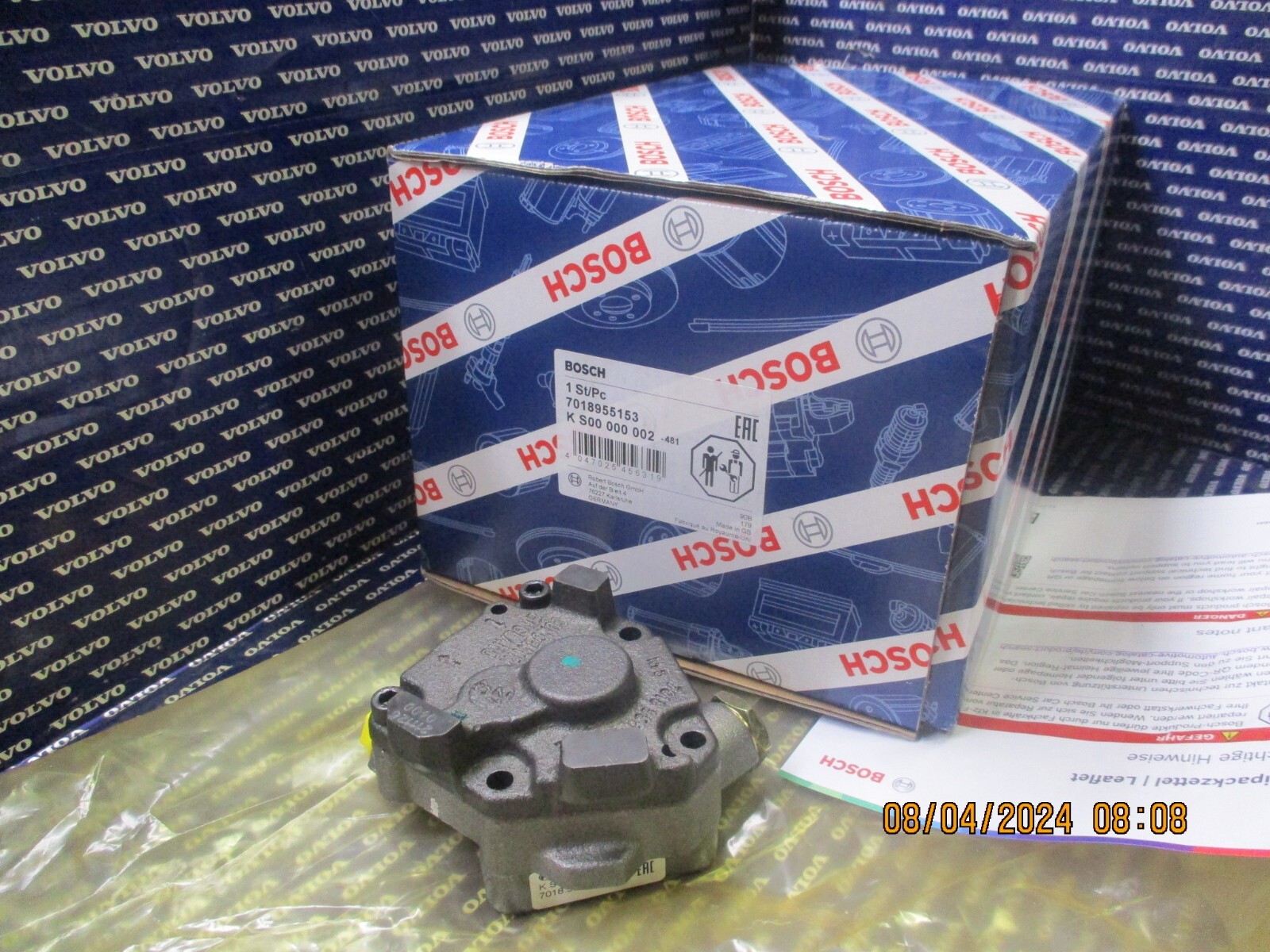 OEM Volvo D13 FUEL PUMP 20997341 BOSCH brand made in Germany