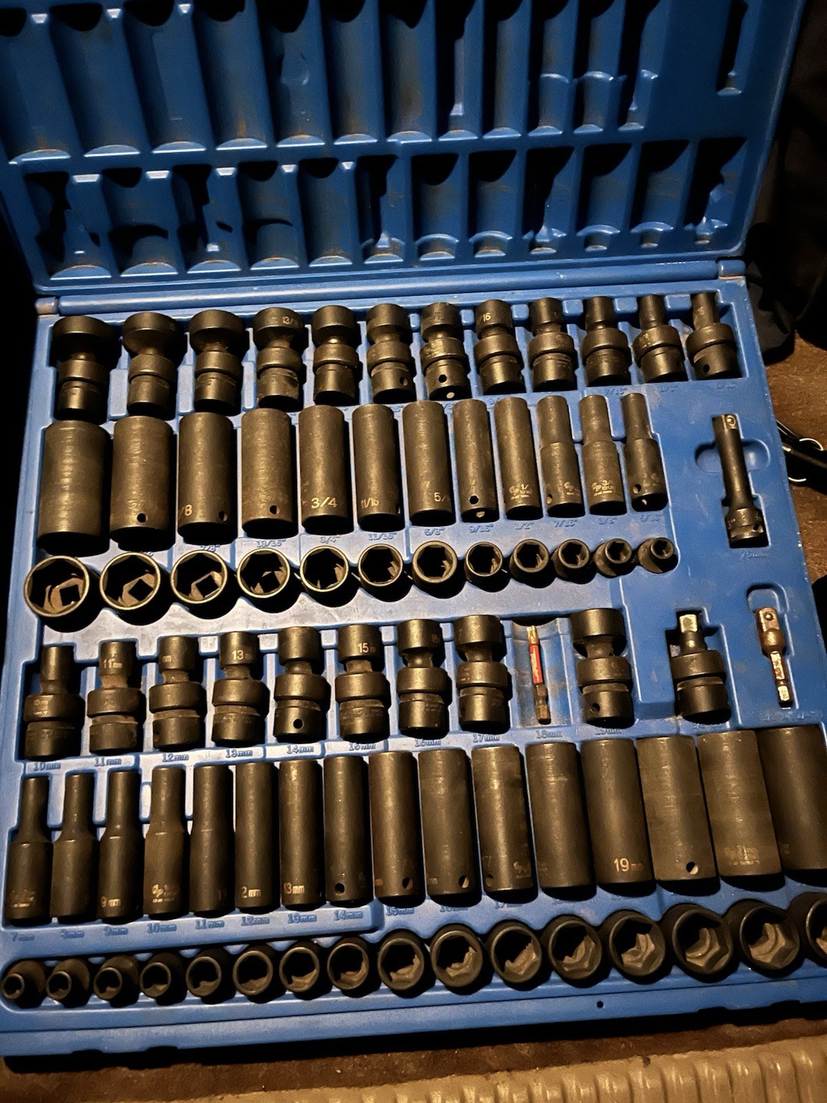 Grey Pneumatic 81pc Master 3/8″ drive Impact socket Set SAE & Metric #1281
