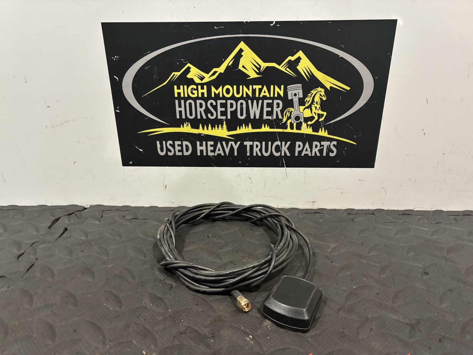 GPS Antenna, Magnetic – 1575.45MHz Frequency (TAG# 18623)
