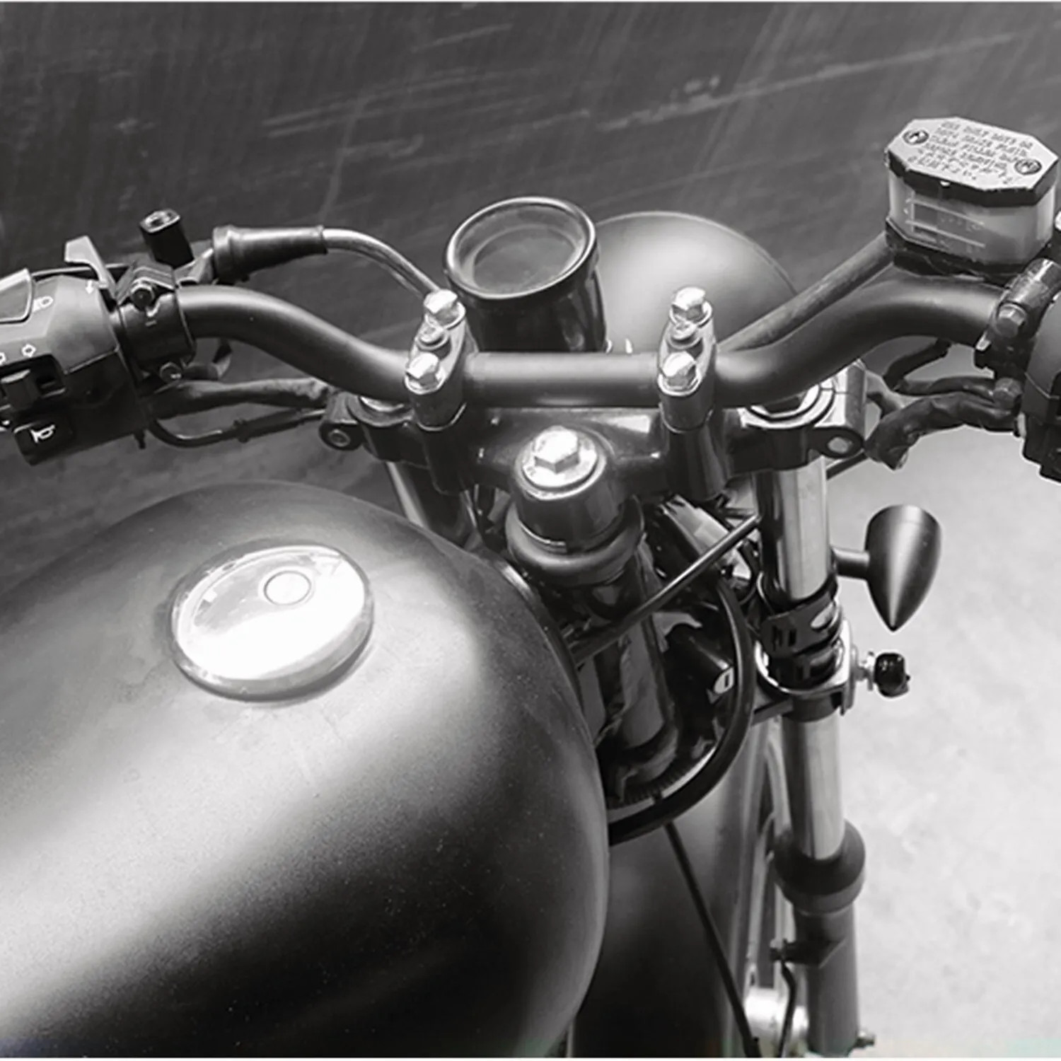 Motorcycle Handlebar Handle Bars 7/8″ 22mm Black For Kawasaki Z1000 Z750