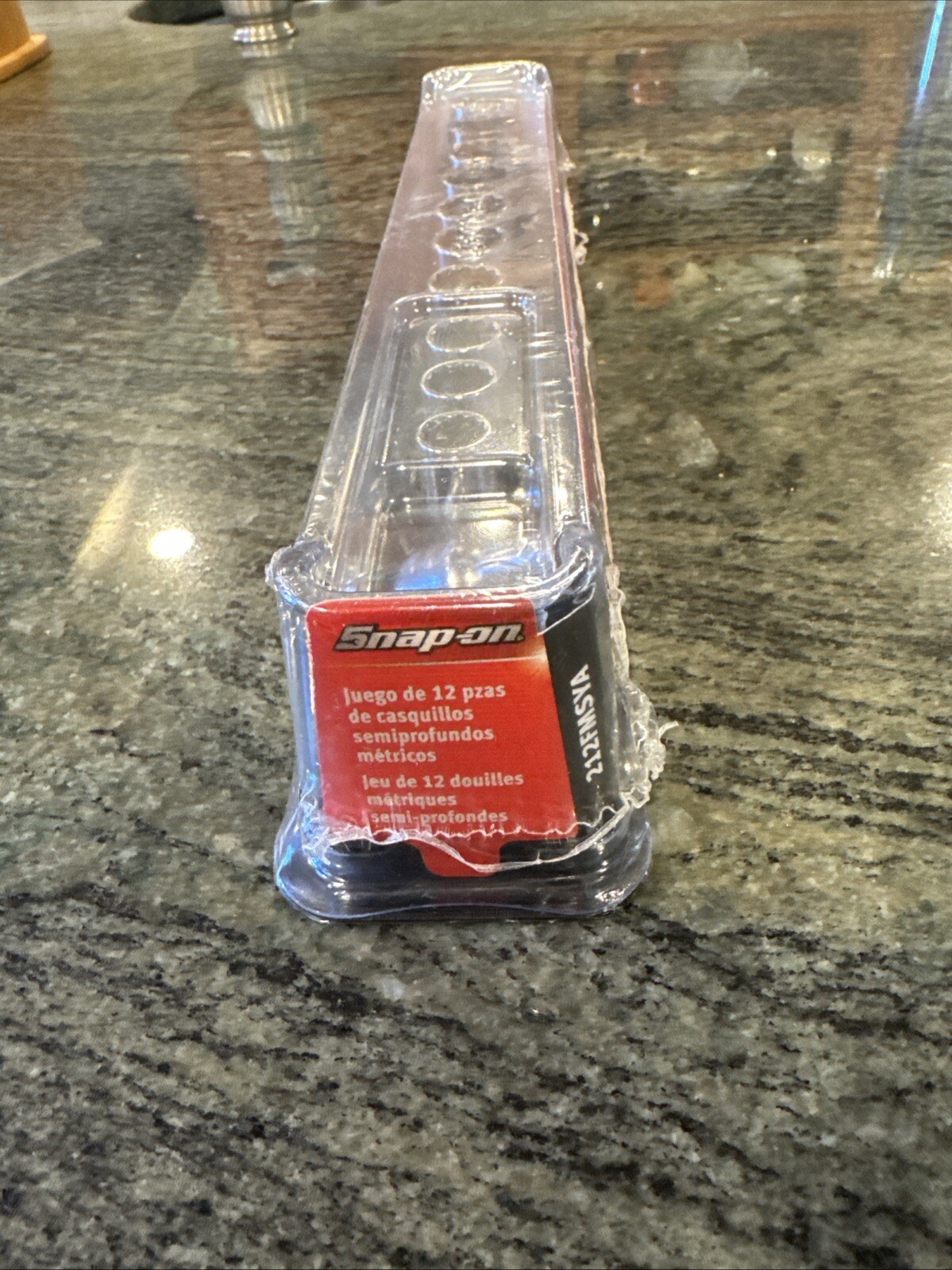 Snap On 212fmsya 12 pc 3/8” drive 12 pt aerospace socket set 8-19mm sealed
