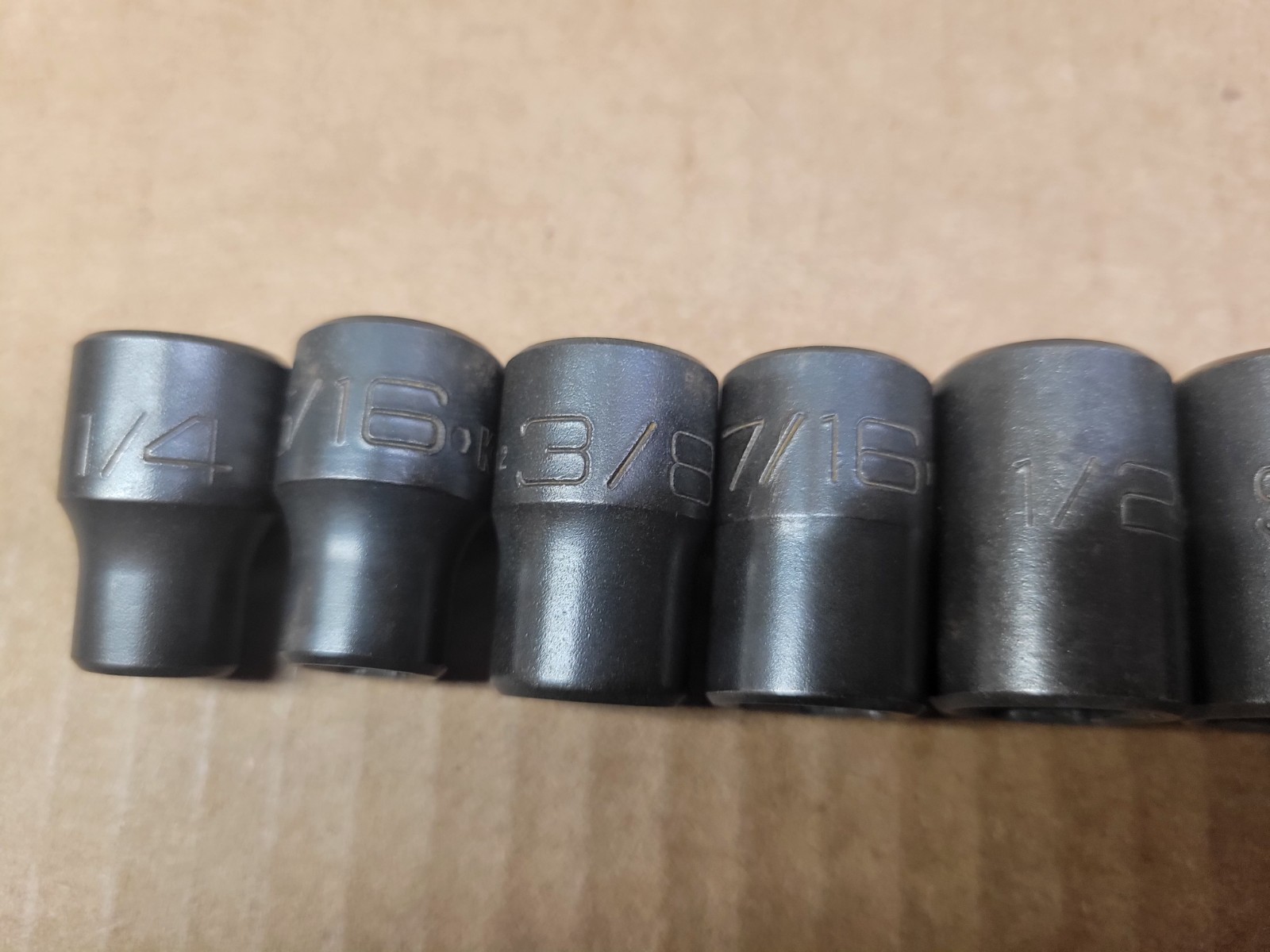 First Generation Kobalt 3/8″ Drive SAE 9-PC SAE 6-PT Impact Socket Set 1/4-3/4