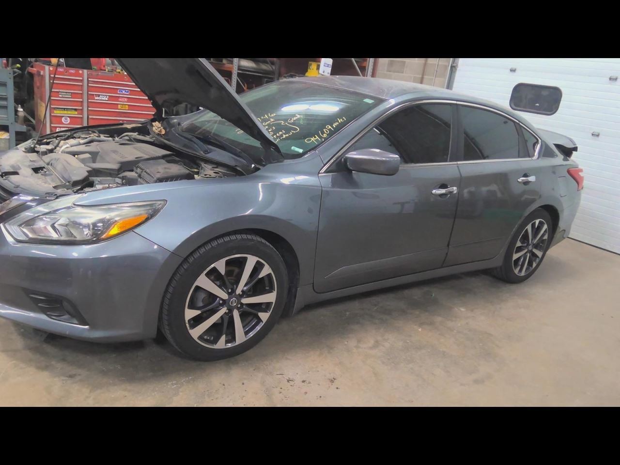 (LOCAL PICKUP ONLY) Driver Left Quarter Glass Sedan Fits 13-18 ALTIMA 732580