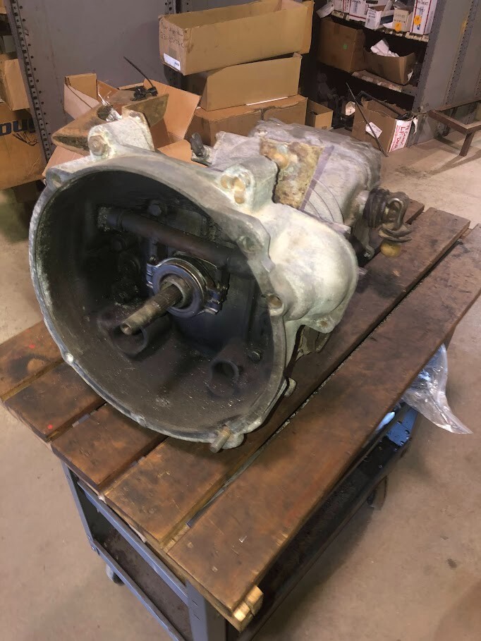 VW Vanagon manual Transmission guaranteed 6 months # 091 301 211C