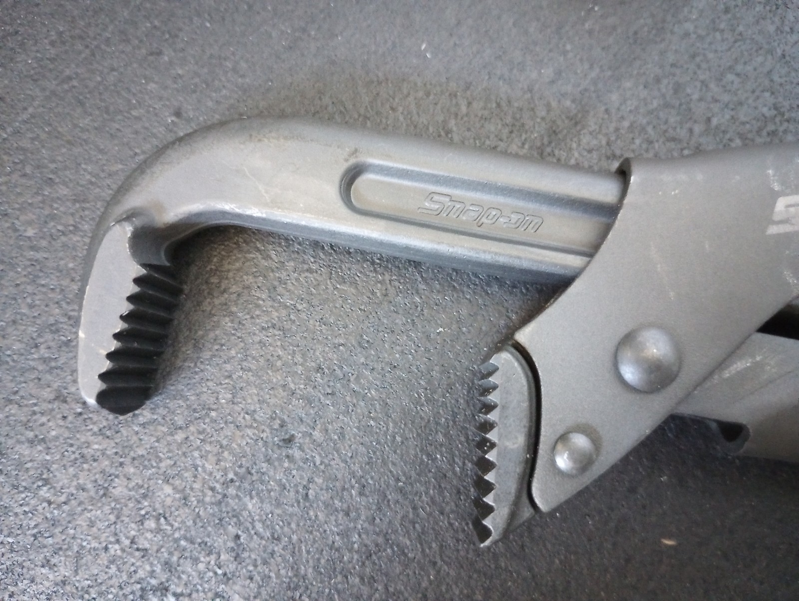 NEW Snap-on PWZ1 Deep Purple pliers (Box Not Included)