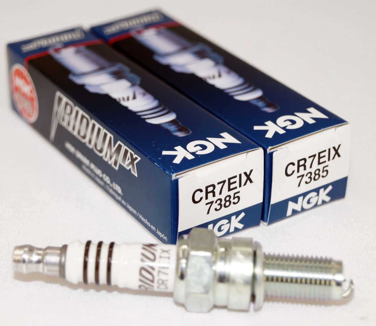 2 Pack Genuine Authentic NGK 7385 Iridium IX Spark Plugs CR7EIX Removable Tip