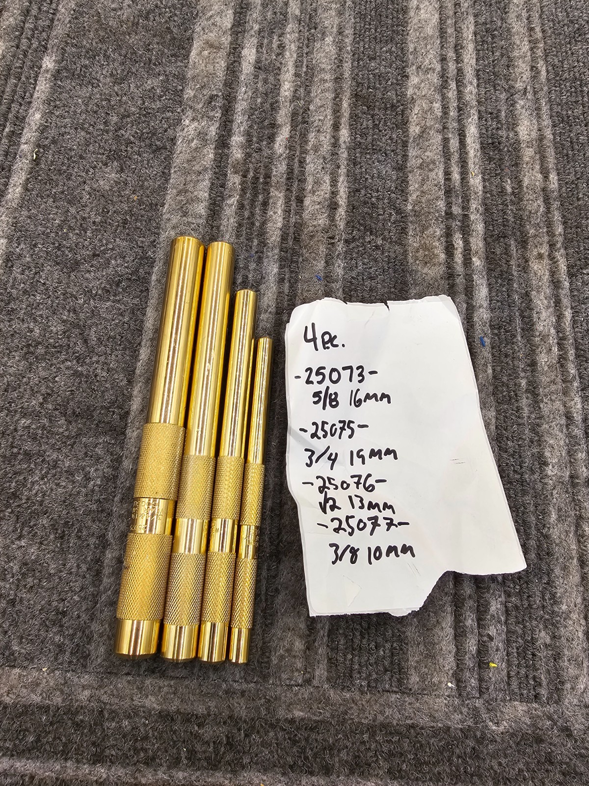 4-Piece Brass Drift Punches Double-Knurled Grip 5/8in, 3/4in, 1/2in and 3/8in