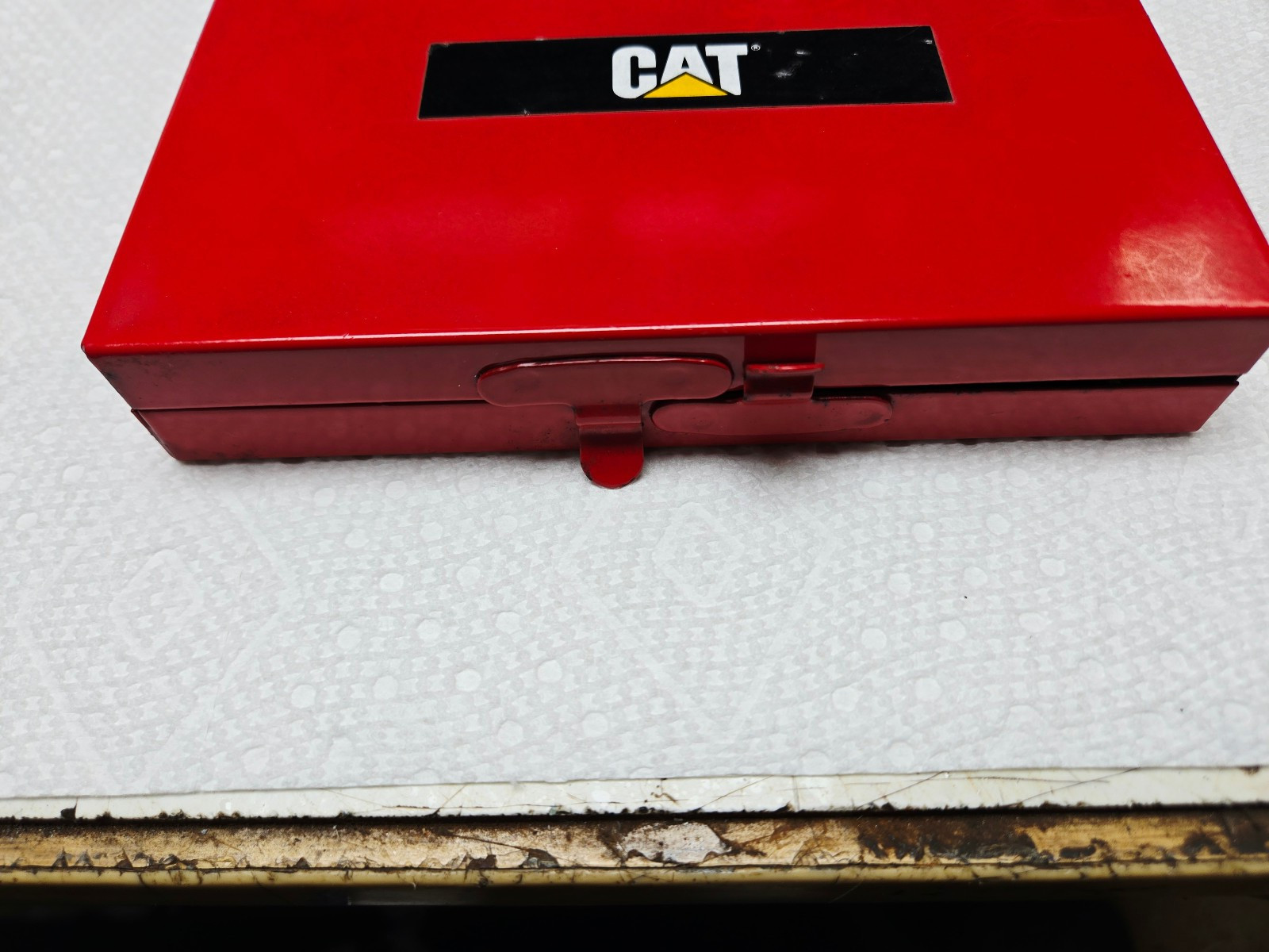 CAT Caterpillar 1/4″ Drive Ratchet & Socket Set w/ Extensions Adapters