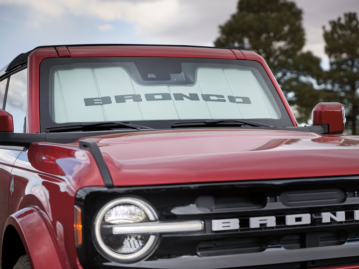 Ford Bronco Sun Shade, Custom Fit for 2021-2024 Bronco, Foldable and UVS100