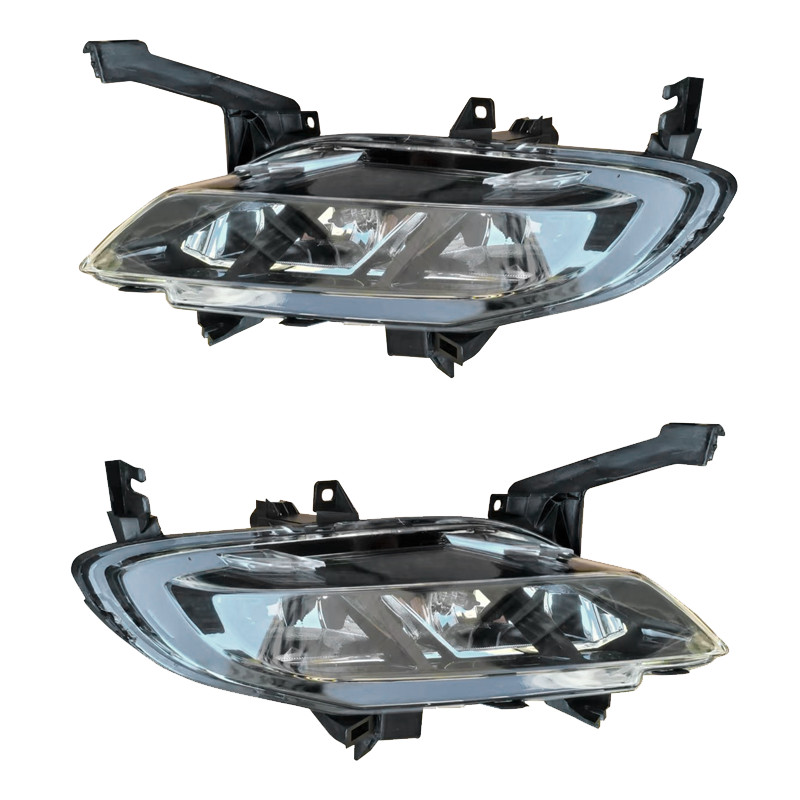 Left & Right Front Fog Light Driving Lamp W/Bulbs For 2016-2018 Nissan Maxima