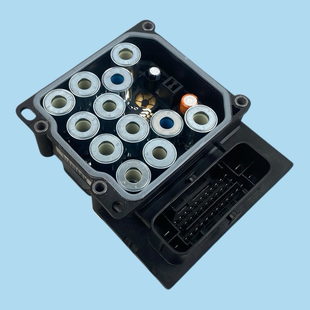 Anti Lock ABS Brake Module Control Unit OEM 14-16 Land Rover LR4 L319