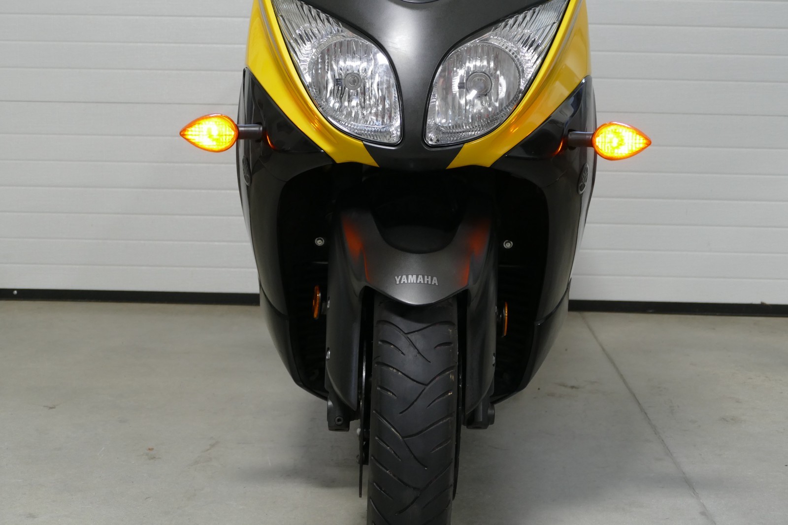 2009 YAMAHA XP500